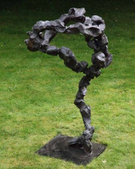 Canto (bronze) by Robert Pearsey at The Sculpture Park