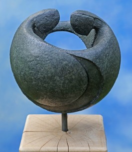 In Perpetuum by Guy Buseyne at The Sculpture Park