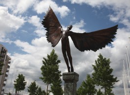 Icarus I by Nicola Godden ARBS