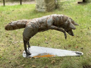 Fox Jumping on Mouse by Lindon Suett at The Sculpture Park