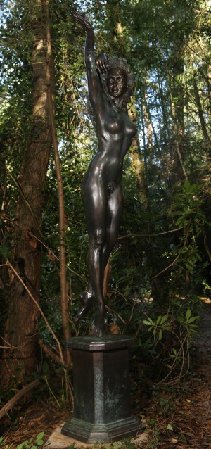La Donna by Tom Merrifield at The Sculpture Park
