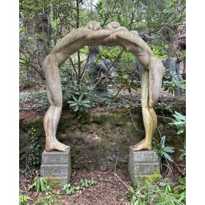 Kissing Arch by Paul Riley at The Sculpture Park