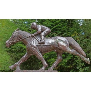 Winning Horse by Taurai Maisiri at The Sculpture Park
