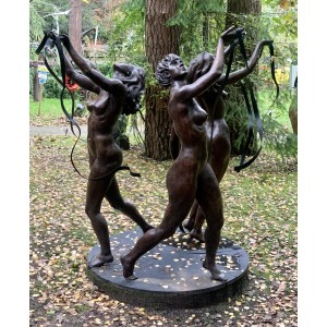 The Three Nymphs by Ronald Cameron at the sculpture park